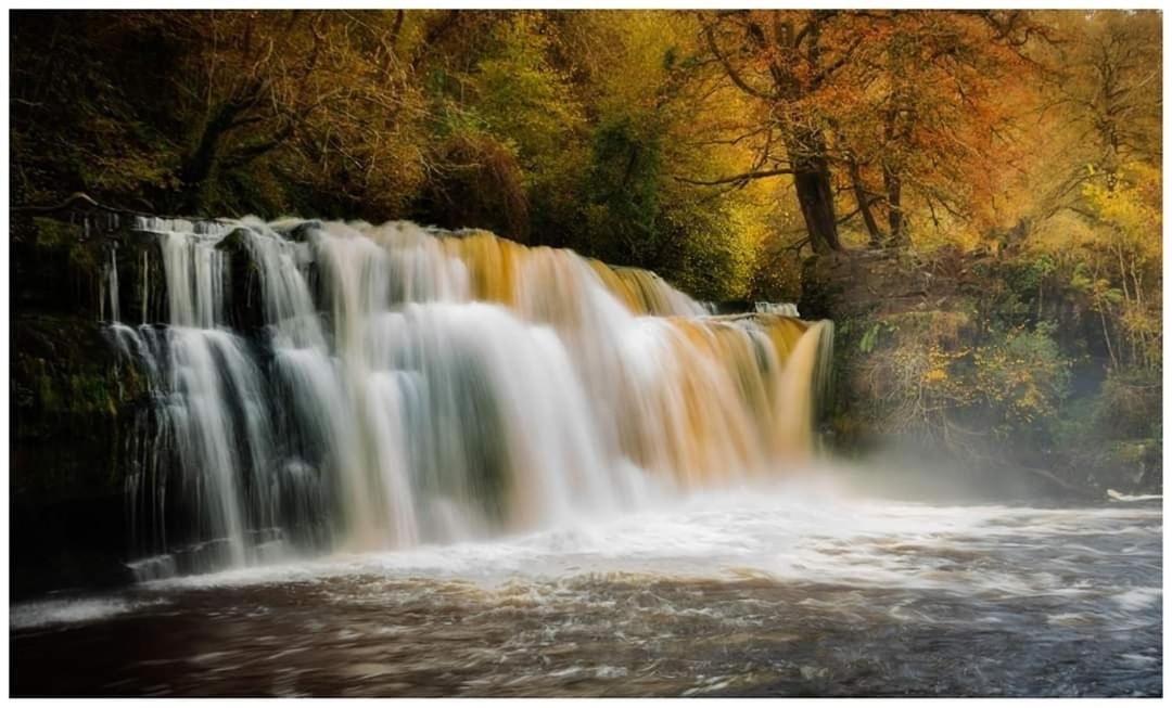 James' Place @ Pontmorlais Merthyr Tydfil Buitenkant foto